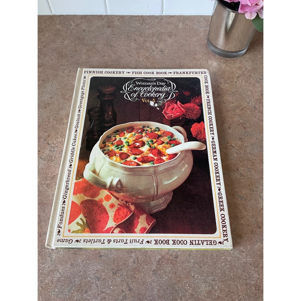 Woman's Day Encyclopedia of Cookery Volume 5 Hardcover Vintage Cookbook 1966